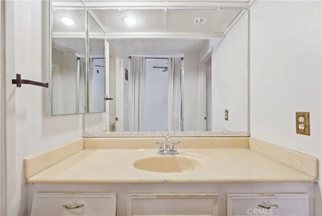 3659 Country Club B, Long Beach, CA 90807