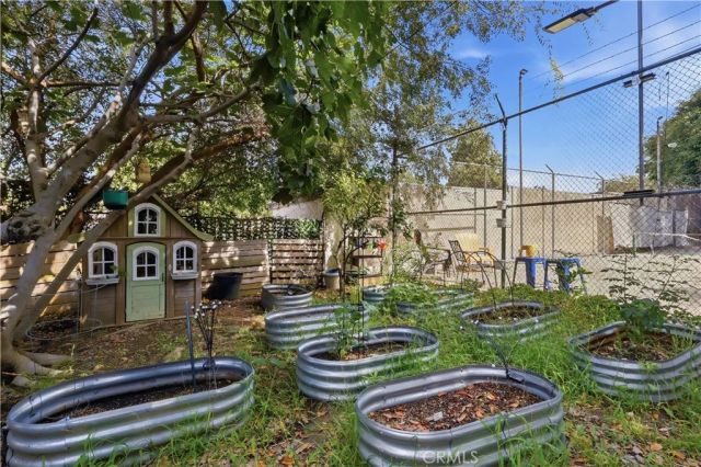 3659 Country Club B, Long Beach, CA 90807