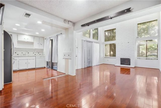 3659 Country Club B, Long Beach, CA 90807