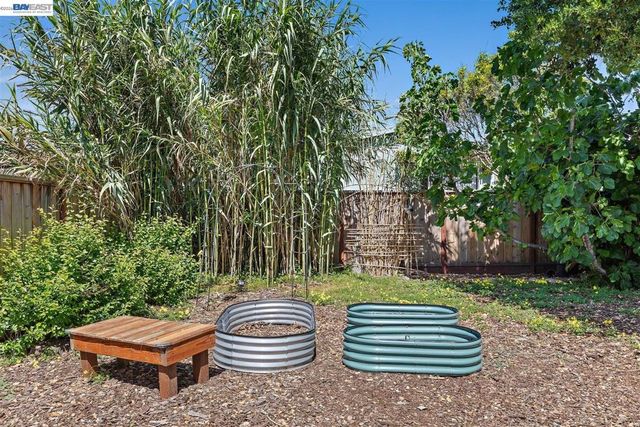 2807 DOWNER AVENUE, Richmond, CA 94804
