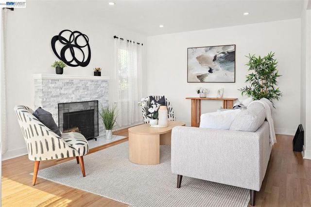 2807 DOWNER AVENUE, Richmond, CA 94804