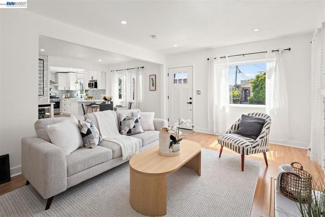 2807 DOWNER AVENUE, Richmond, CA 94804