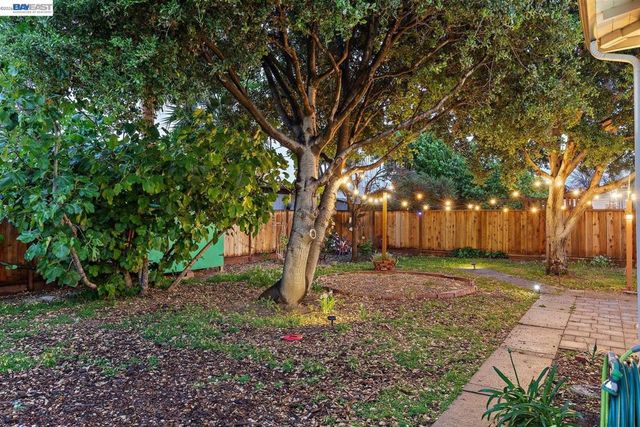 2807 DOWNER AVENUE, Richmond, CA 94804
