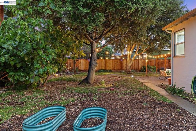 2807 DOWNER AVENUE, Richmond, CA 94804