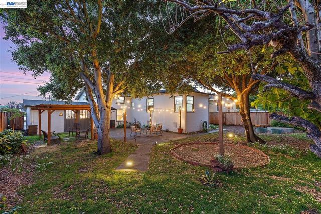 2807 DOWNER AVENUE, Richmond, CA 94804