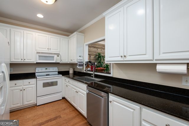 136 Wisteria Drive, Winder, GA 30680