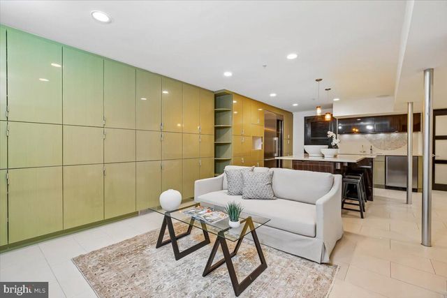 4557 FAIRFIELD DR, Bethesda, MD 20814