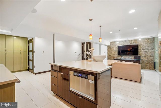 4557 FAIRFIELD DR, Bethesda, MD 20814