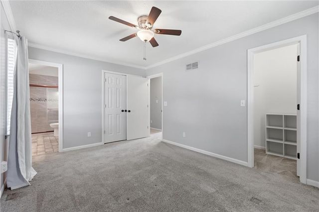 10216 N Main Street, Kansas City, MO 64155