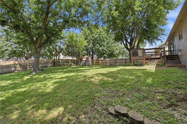 10216 N Main Street, Kansas City, MO 64155
