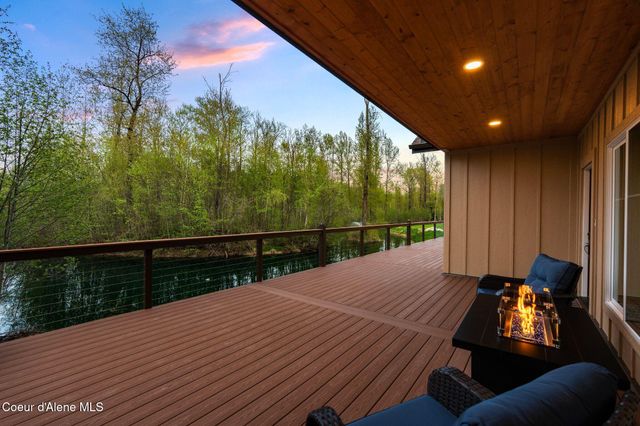 474 Granite Ridge Rd E, Sandpoint, ID 83864