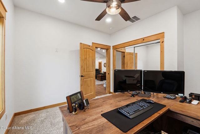 474 Granite Ridge Rd E, Sandpoint, ID 83864