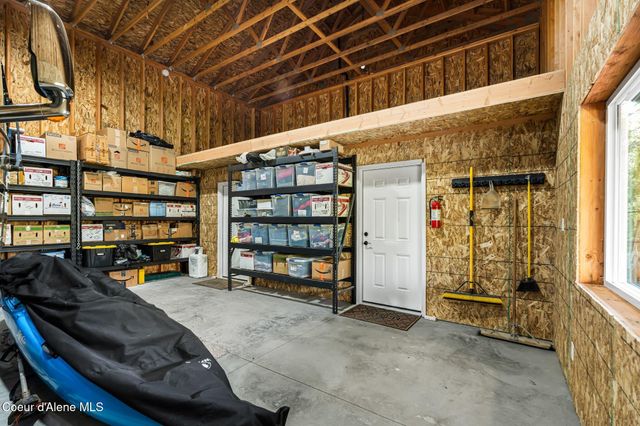 474 Granite Ridge Rd E, Sandpoint, ID 83864