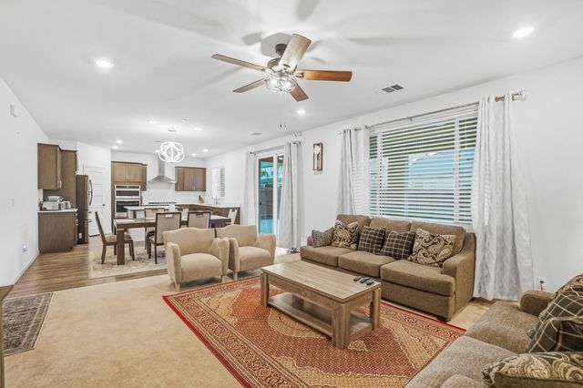 1653 Dairy Ln, Manteca, CA 95337