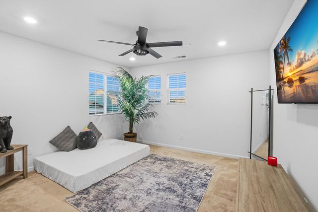 1653 Dairy Ln, Manteca, CA 95337