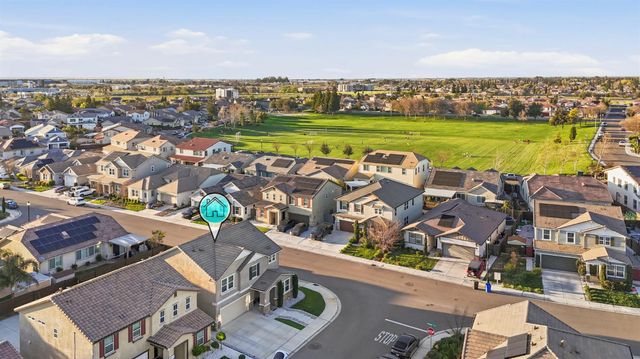 1653 Dairy Ln, Manteca, CA 95337