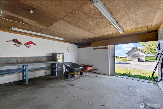 5419 Hillview Road, Sumas, WA 98295