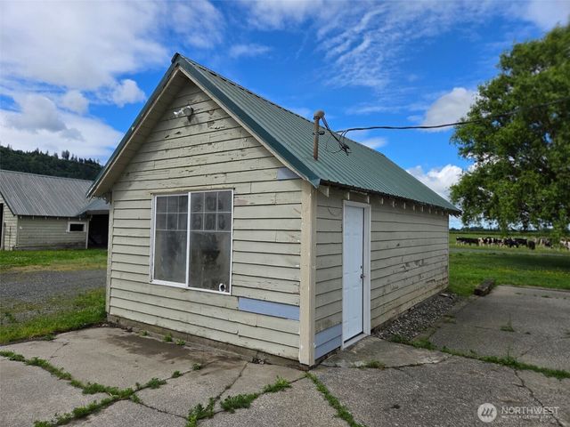 5419 Hillview Road, Sumas, WA 98295