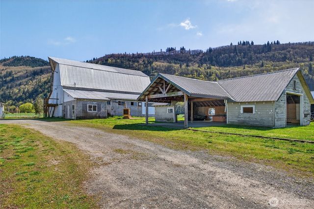5419 Hillview Road, Sumas, WA 98295