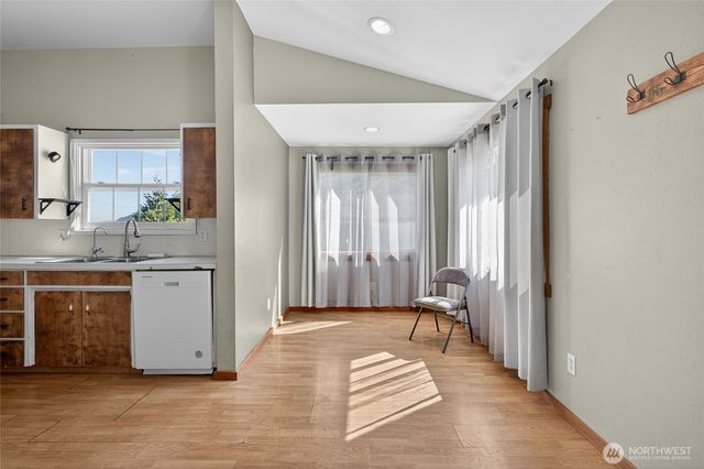 5419 Hillview Road, Sumas, WA 98295