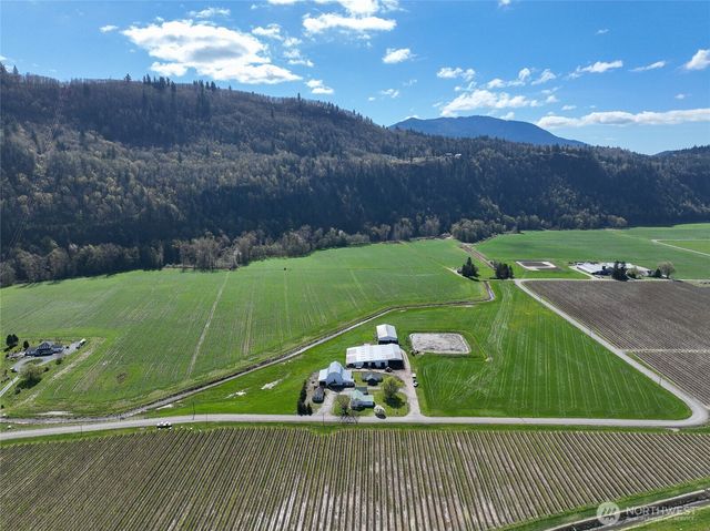 5419 Hillview Road, Sumas, WA 98295