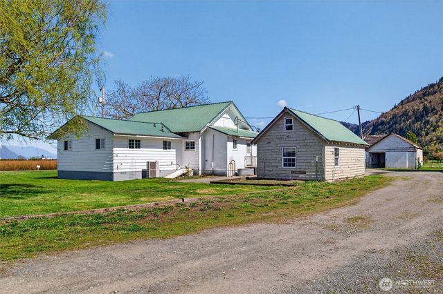 5419 Hillview Road, Sumas, WA 98295