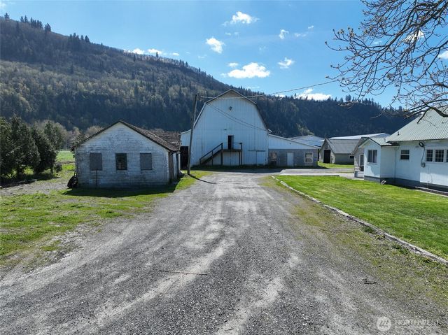 5419 Hillview Road, Sumas, WA 98295