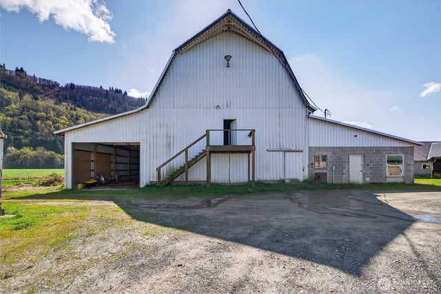 5419 Hillview Road, Sumas, WA 98295