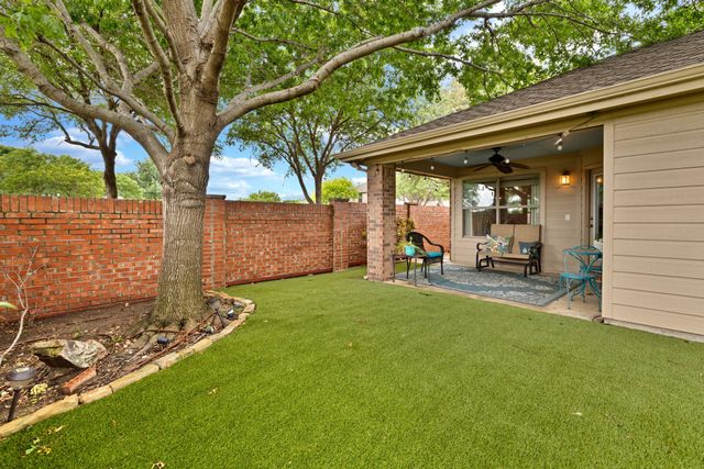 3921 Pitchstone Drive, Mckinney, TX 75070