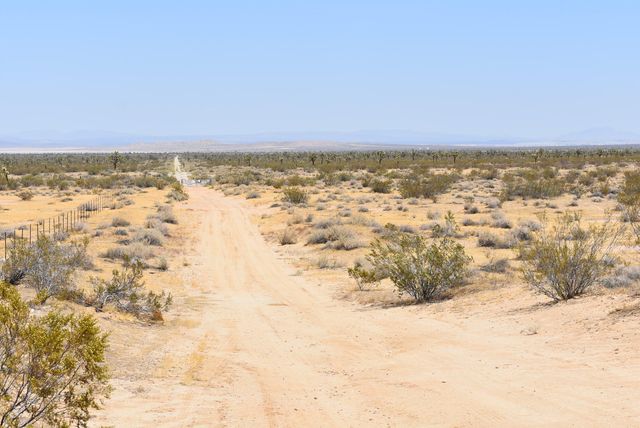 20000 E Ave A, Lancaster, CA 93535