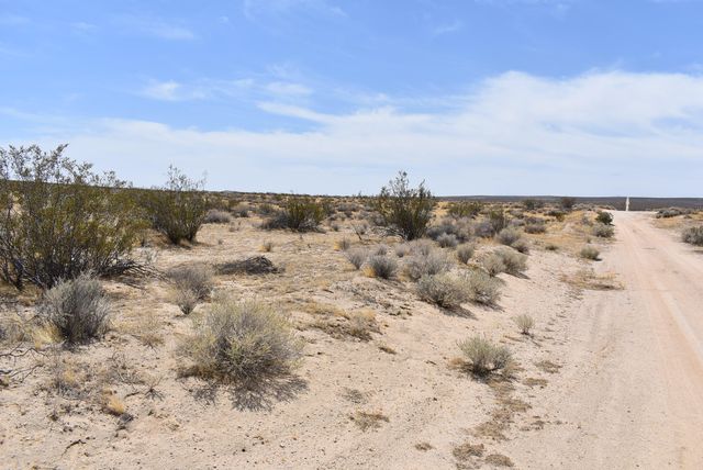 20000 E Ave A, Lancaster, CA 93535