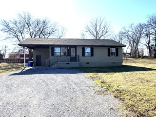 119 Rockwood Dr, Shelbyville, TN 37160