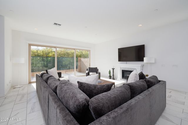 7349 E VISTA BONITA Drive, Scottsdale, AZ 85255