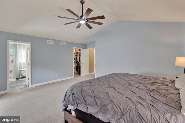 181 GREEN VALLEY RD, Sinking Spring, PA 19608