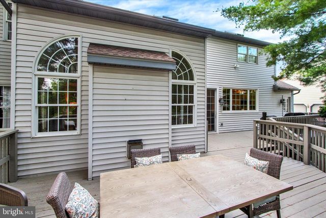 181 GREEN VALLEY RD, Sinking Spring, PA 19608