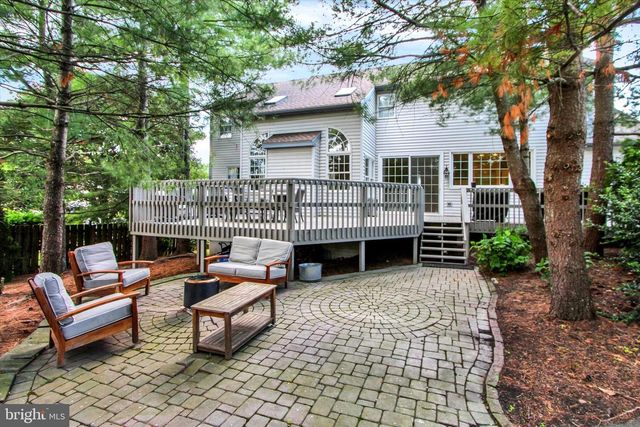 181 GREEN VALLEY RD, Sinking Spring, PA 19608