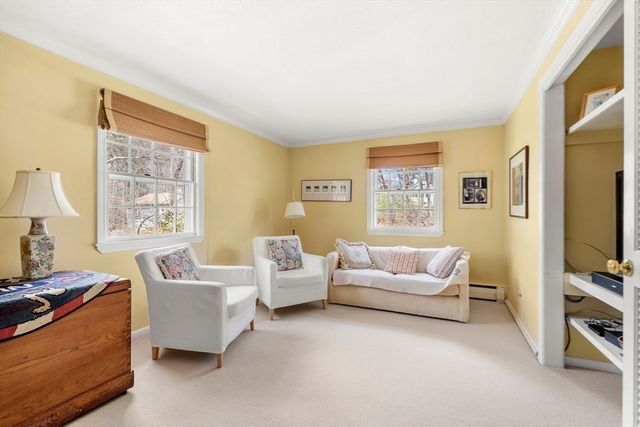 26 Canterbury Hill Rd, Topsfield, MA 01983