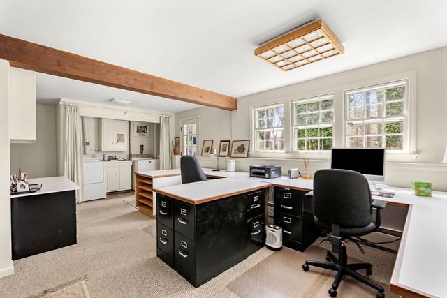 26 Canterbury Hill Rd, Topsfield, MA 01983