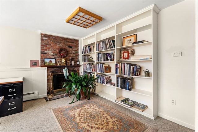 26 Canterbury Hill Rd, Topsfield, MA 01983