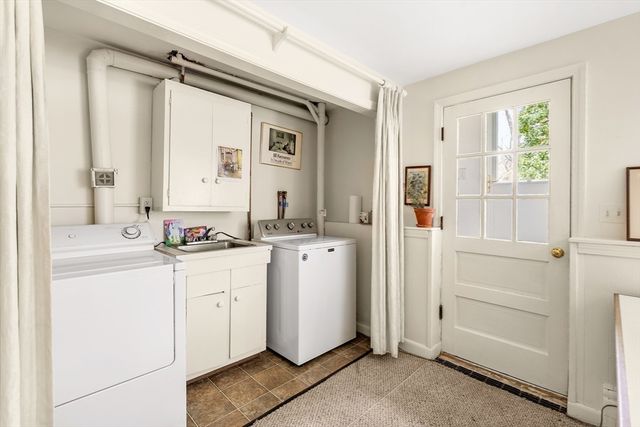 26 Canterbury Hill Rd, Topsfield, MA 01983