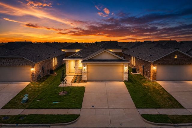 1211 Canyon Wren Drive, Forney, TX 75126