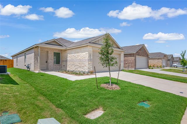 1211 Canyon Wren Drive, Forney, TX 75126