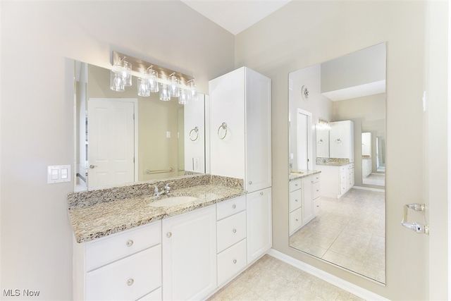 196 Chisholm Court, Aurora, OH 44202