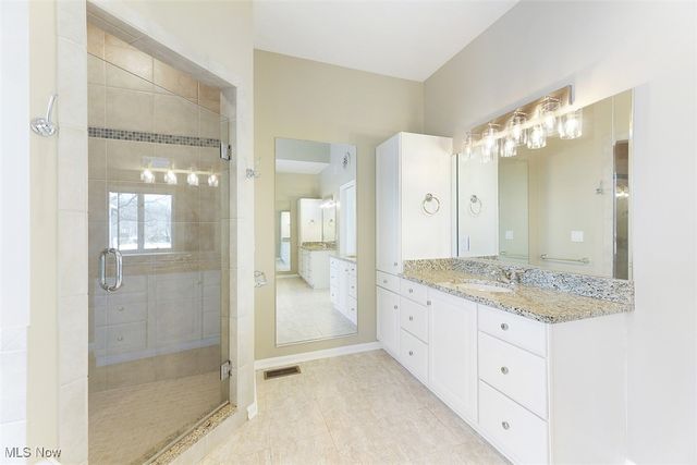 196 Chisholm Court, Aurora, OH 44202