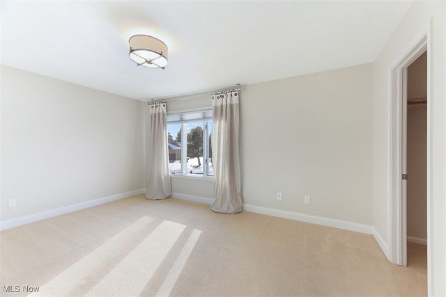 196 Chisholm Court, Aurora, OH 44202