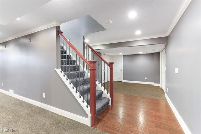 196 Chisholm Court, Aurora, OH 44202