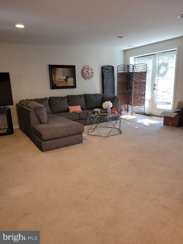 8214 HOWARD TRL, Fredericksburg, VA 22407