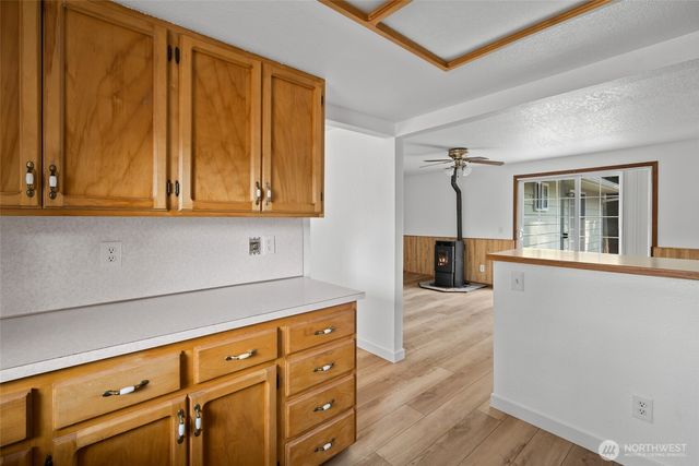 1206 Independence Court, Oak Harbor, WA 98277
