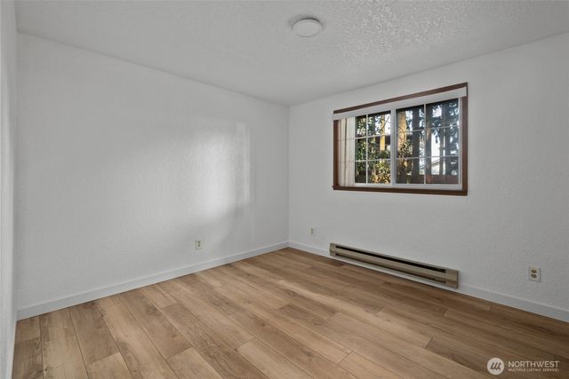 1206 Independence Court, Oak Harbor, WA 98277