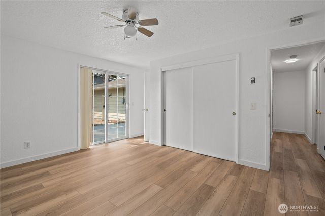 1206 Independence Court, Oak Harbor, WA 98277